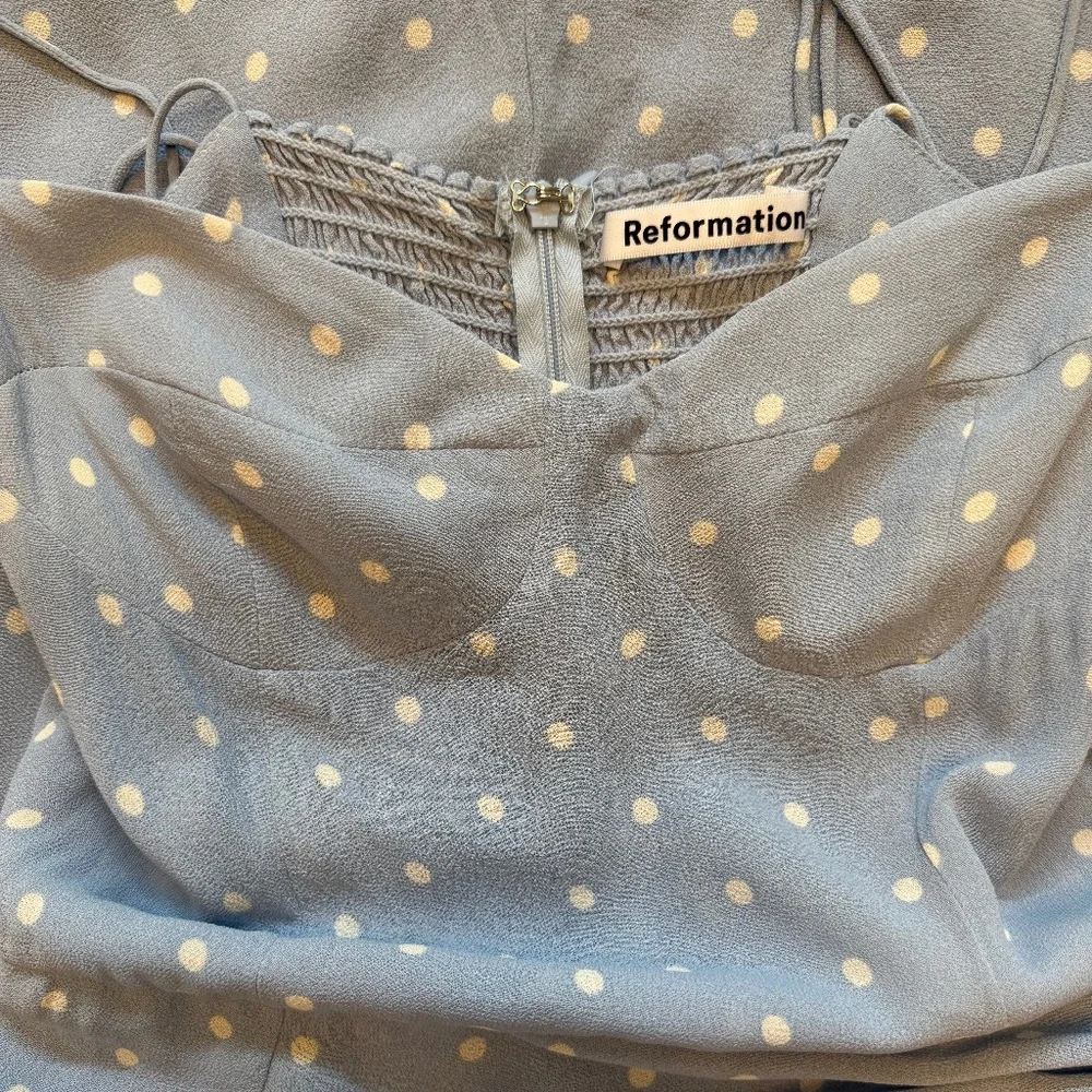 Reformation Kourtney dress - Picture 2 of 4